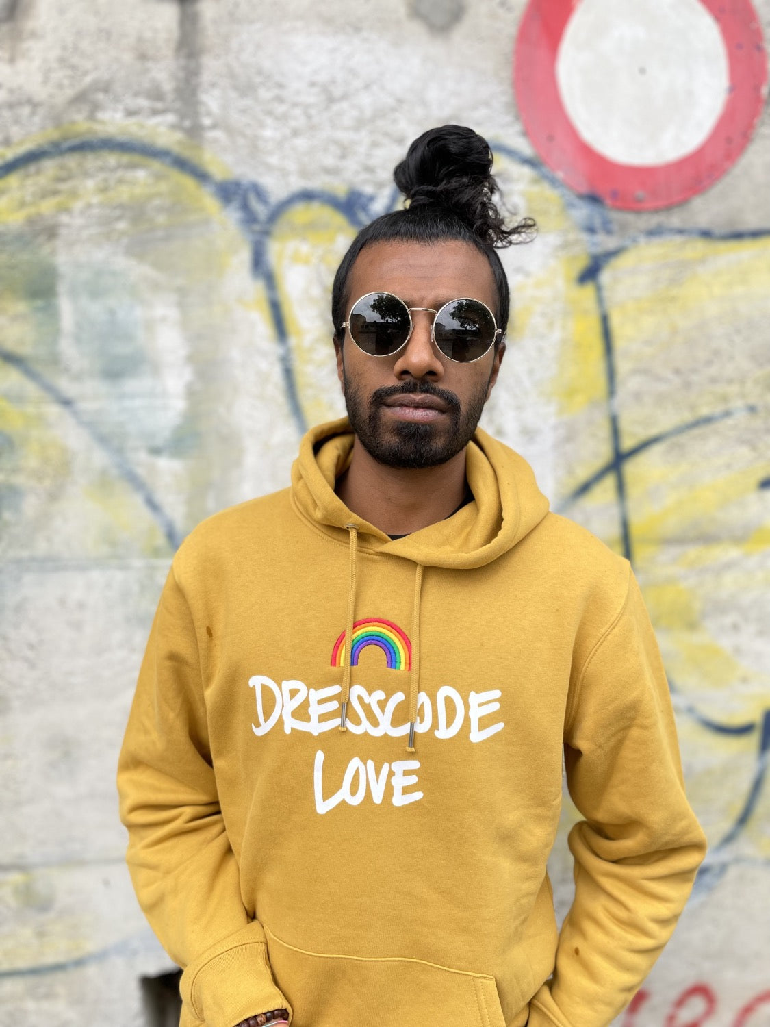 Dresscode Love - Unisex Hoodie